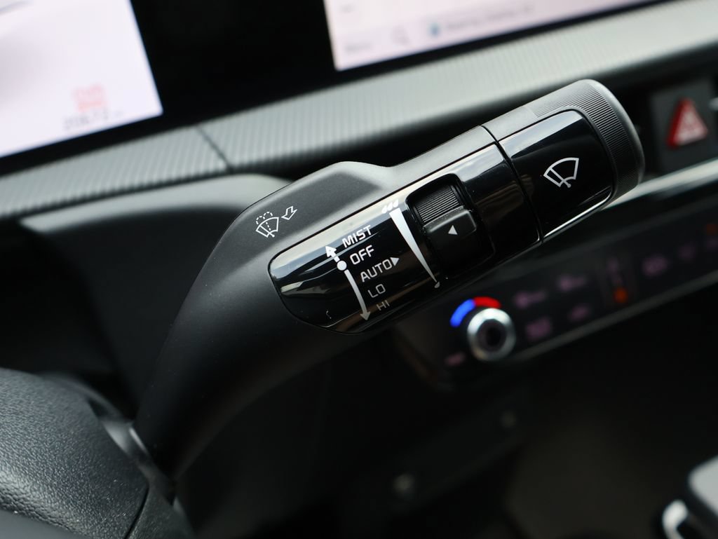 Certified 2023 Kia EV6 GT AWD/4WD image 35