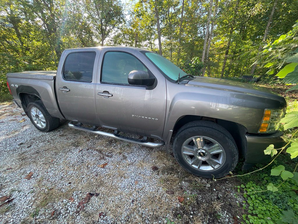 Used 2012 Chevrolet Silverado 1500 LTZ w/ LTZ Plus Package AWD/4WD image 3