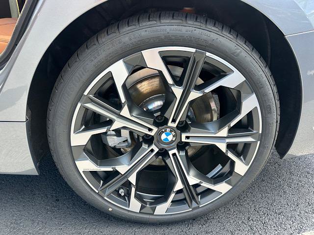 New 2026 BMW 330i xDrive Sedan w/ Premium Package AWD/4WD image 7