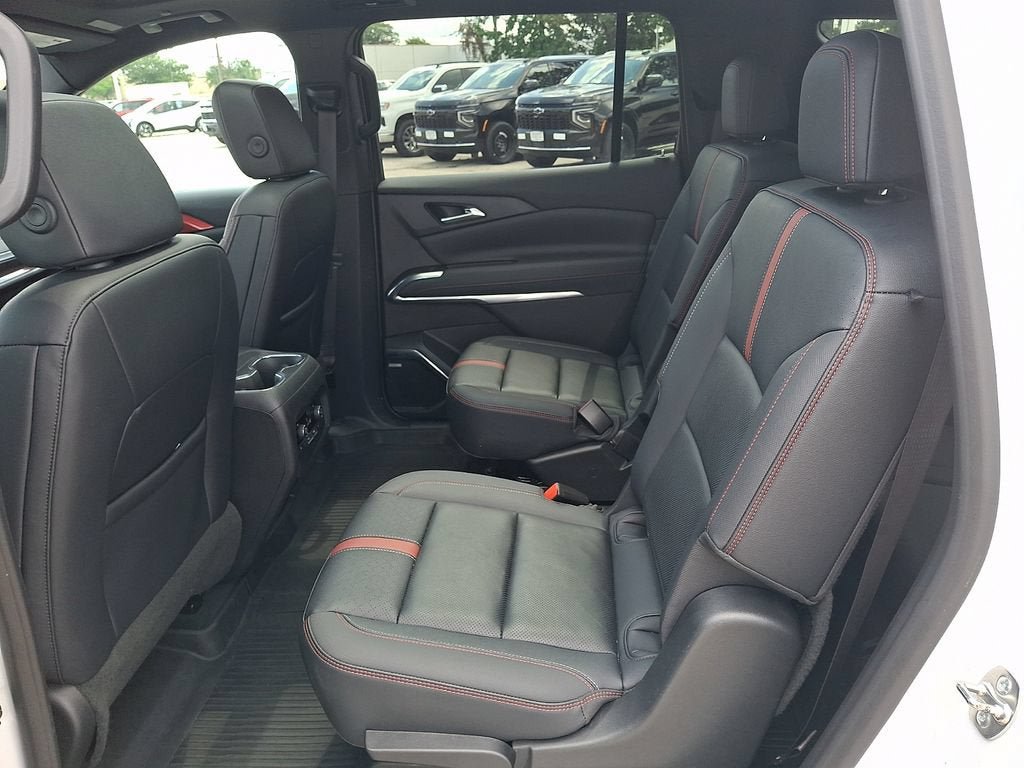 Certified 2024 Chevrolet Traverse RS AWD/4WD image 12
