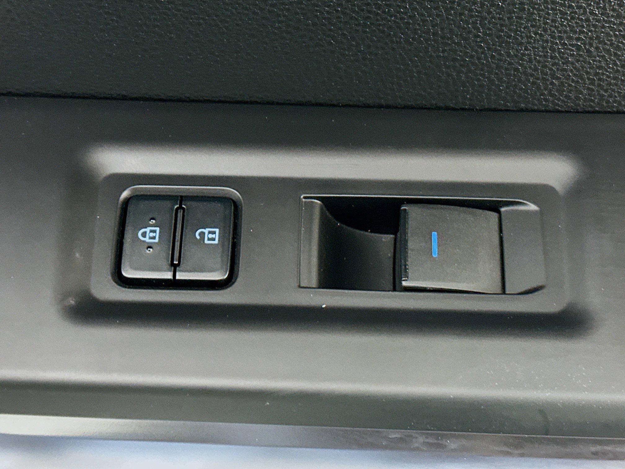 Used 2023 Toyota Tundra SR5 w/ SR5 Convenience Package image 29