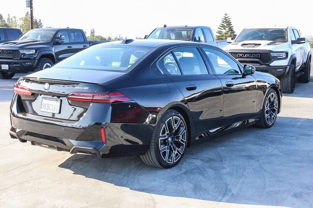 Used 2024 BMW i5 eDrive40i w/ M Sport Package RWD image 9