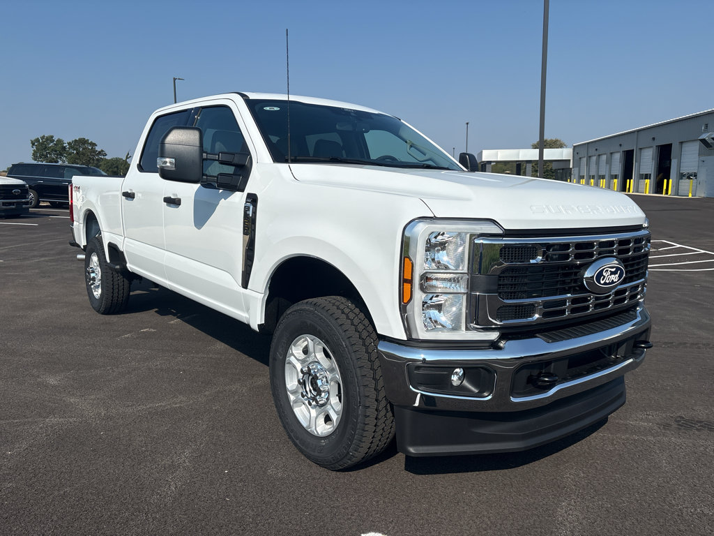 New 2027 Ford F250 XLT AWD/4WD image 3