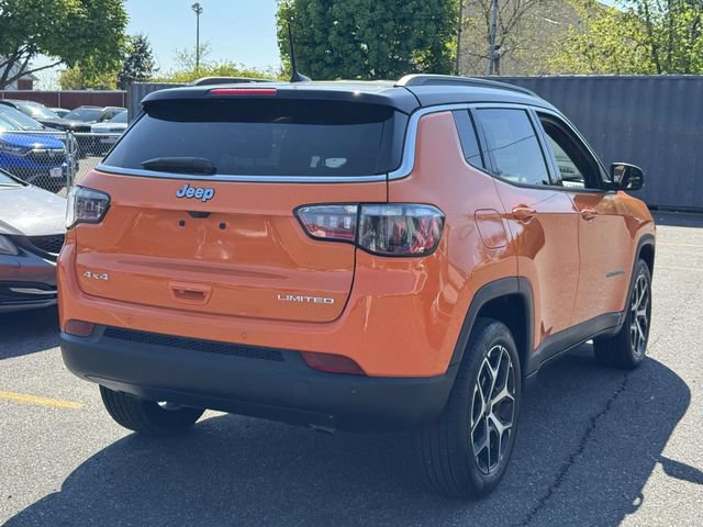 Used 2026 Jeep Compass Limited AWD/4WD image 9