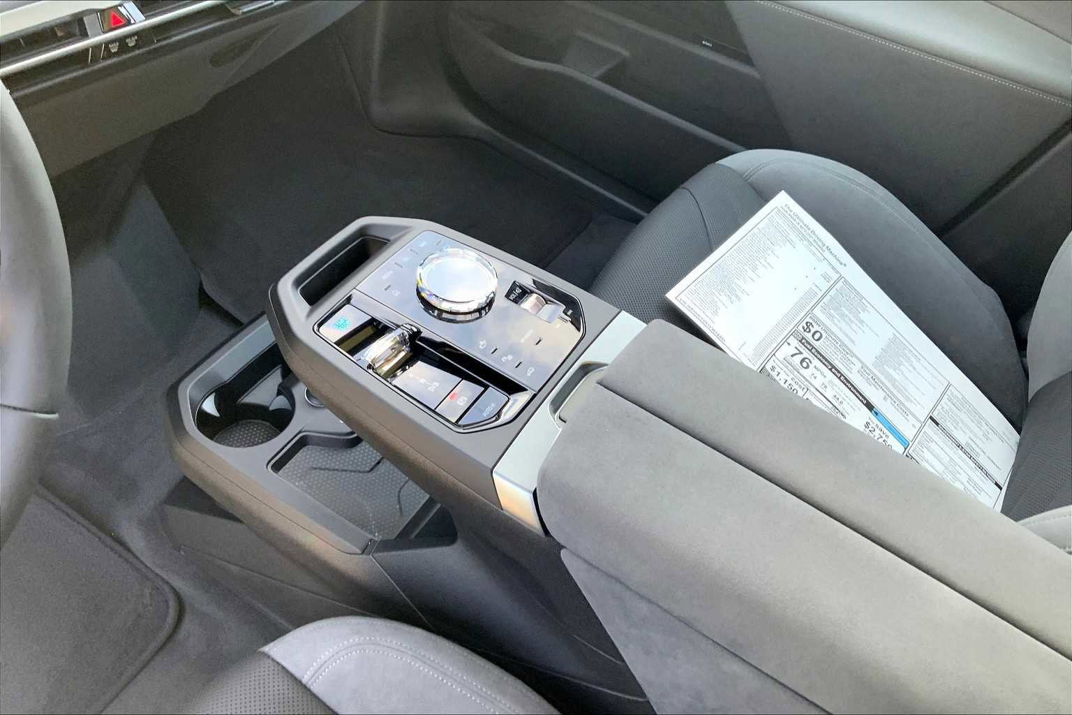 New 2026 BMW iX M70 image 7