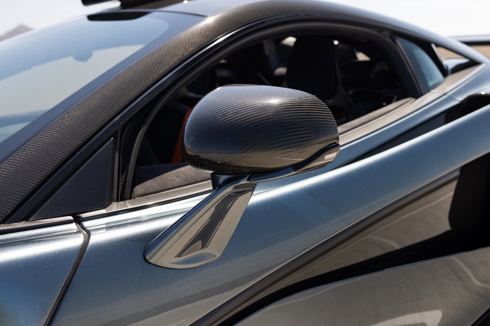 Used 2020 McLaren 620R RWD image 19