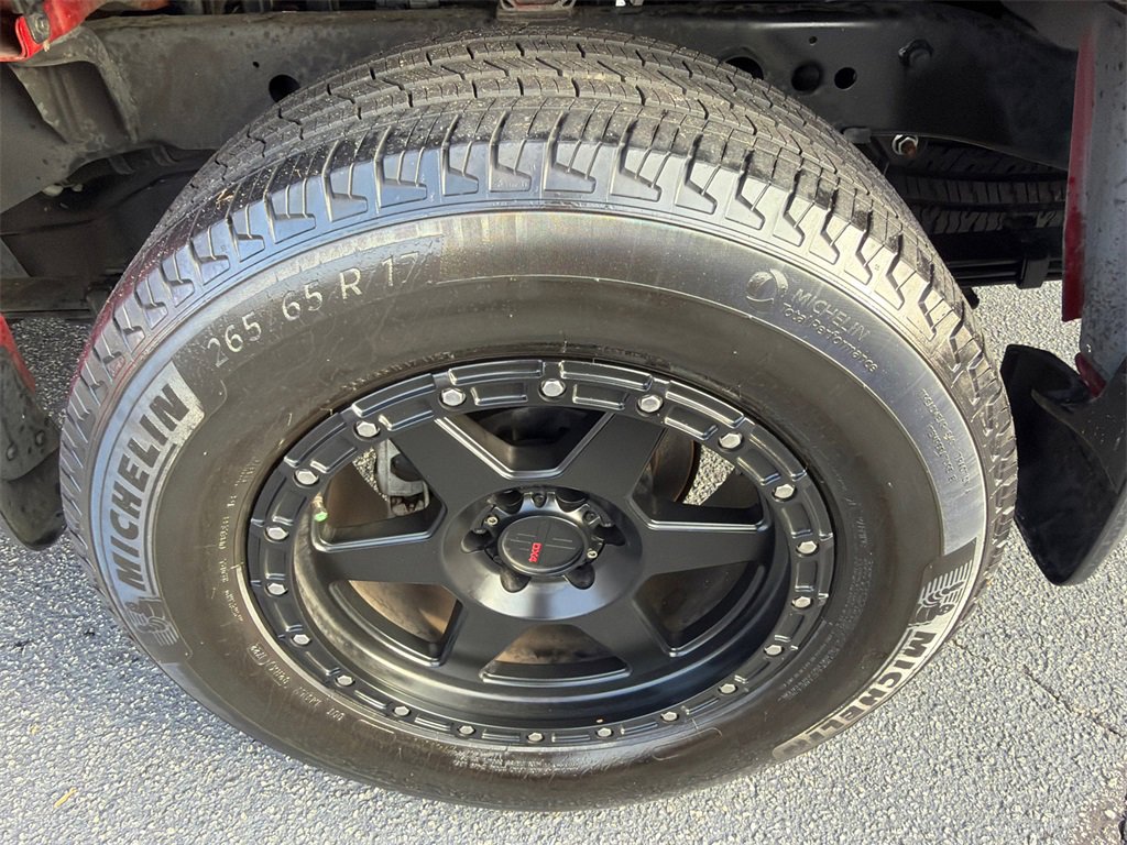 Used 2022 Nissan Frontier SV image 19