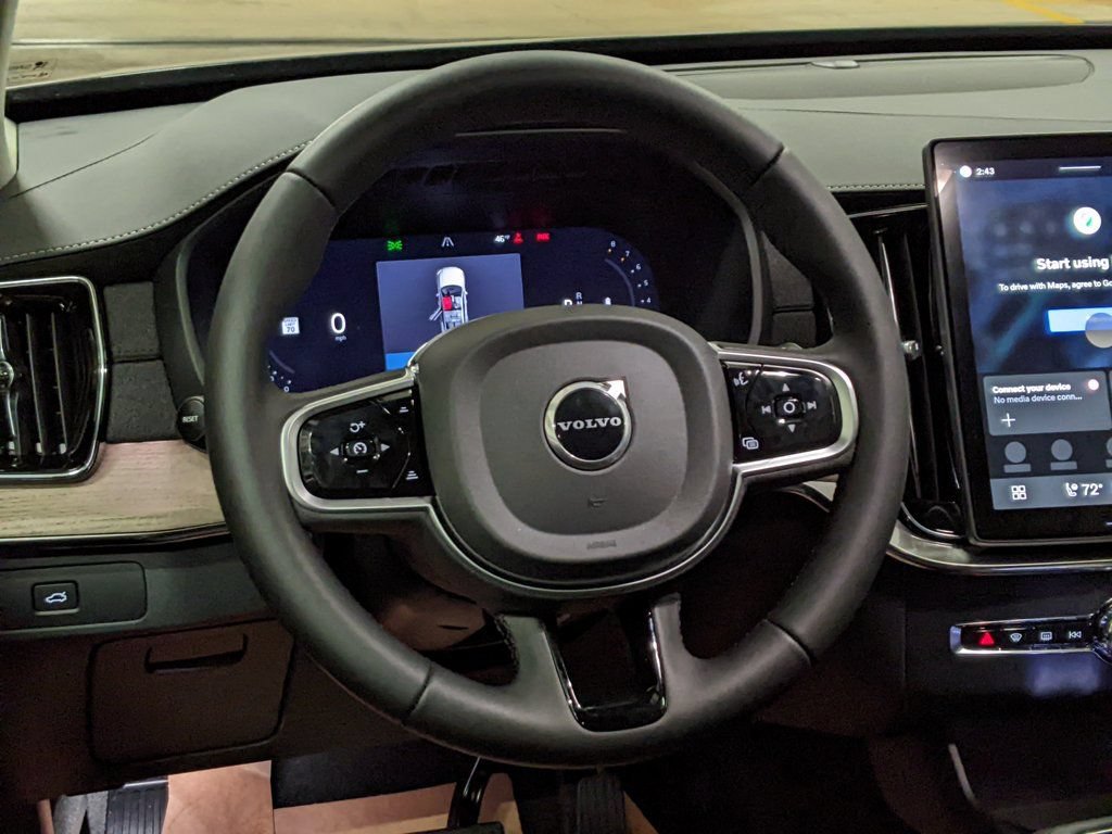New 2026 Volvo XC90 B6 Core AWD/4WD image 14