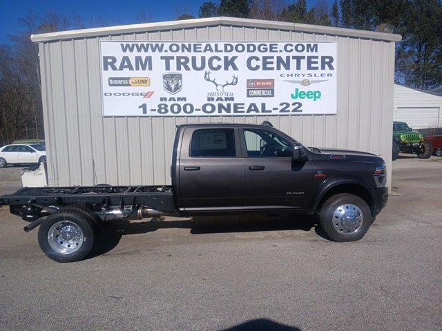 New 2026 RAM 4500 Laramie w/ Laramie Trim Package image 2