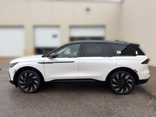 New 2026 Lincoln Nautilus Reserve AWD/4WD image 10