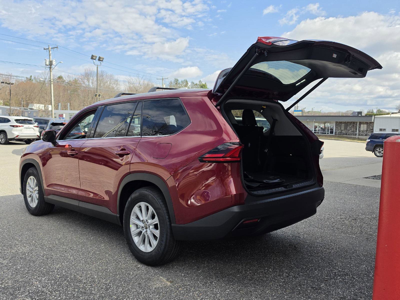 New 2026 Toyota Grand Highlander XLE image 6