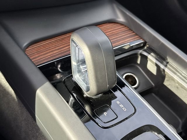 Used 2024 Volvo S60 B5 Plus image 13