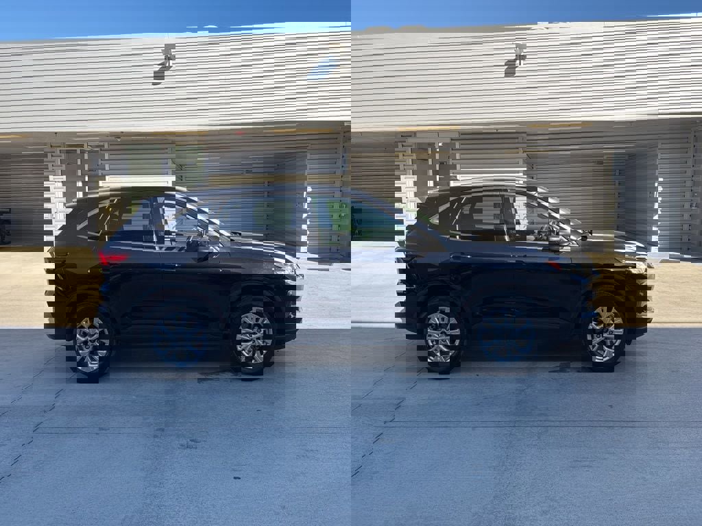 Used 2025 Ford Escape Active image 4