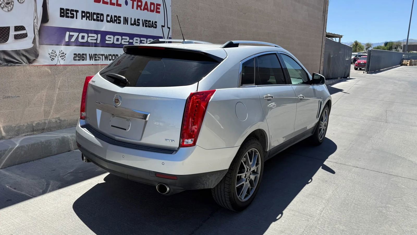 Used 2015 Cadillac SRX Performance w/ Driver Awareness Package FWD image 2