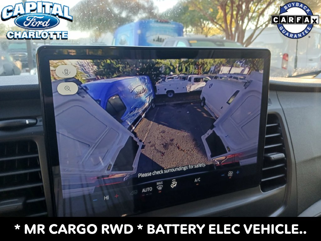 Used 2023 Ford E-Transit Medium Roof RWD image 22
