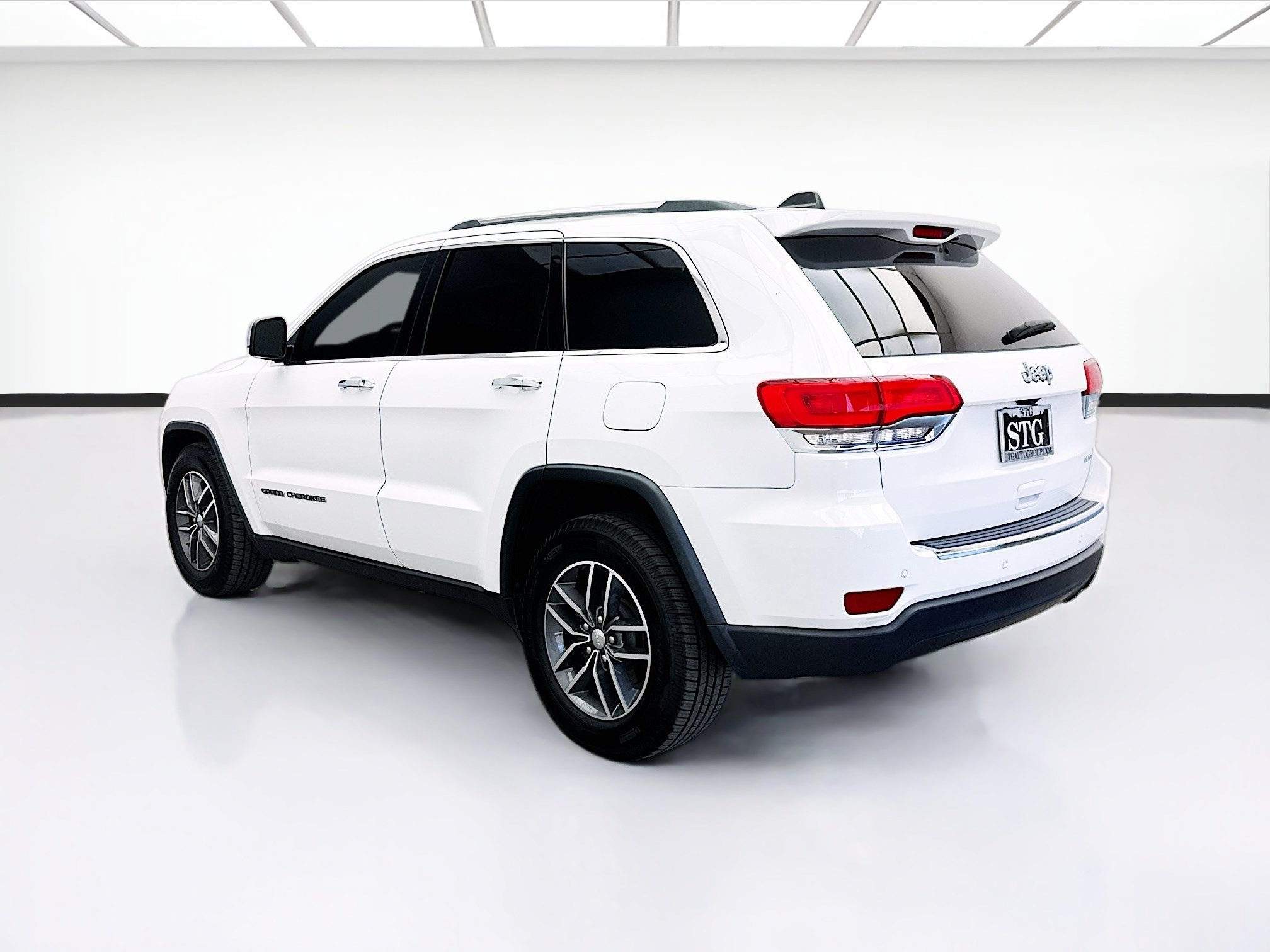 Used 2018 Jeep Grand Cherokee Limited RWD image 6