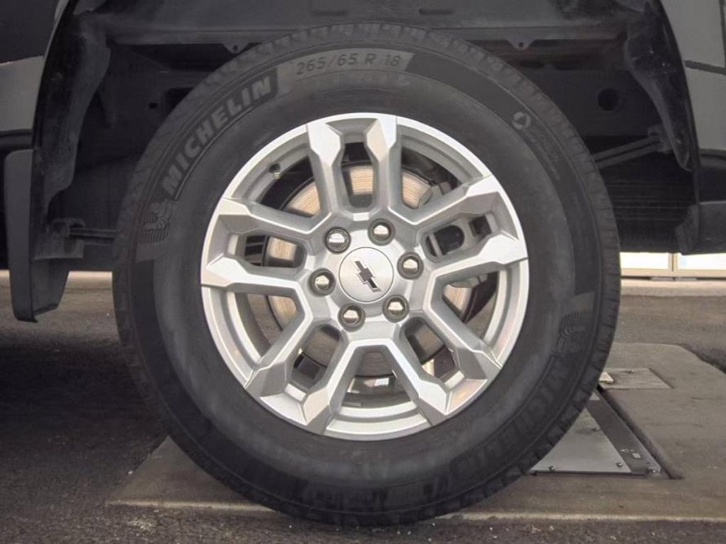 Used 2023 Chevrolet Silverado 1500 RST RWD image 10