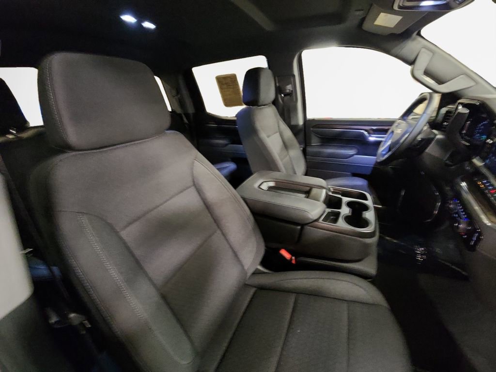 Certified 2025 Chevrolet Silverado 1500 LT AWD/4WD image 26