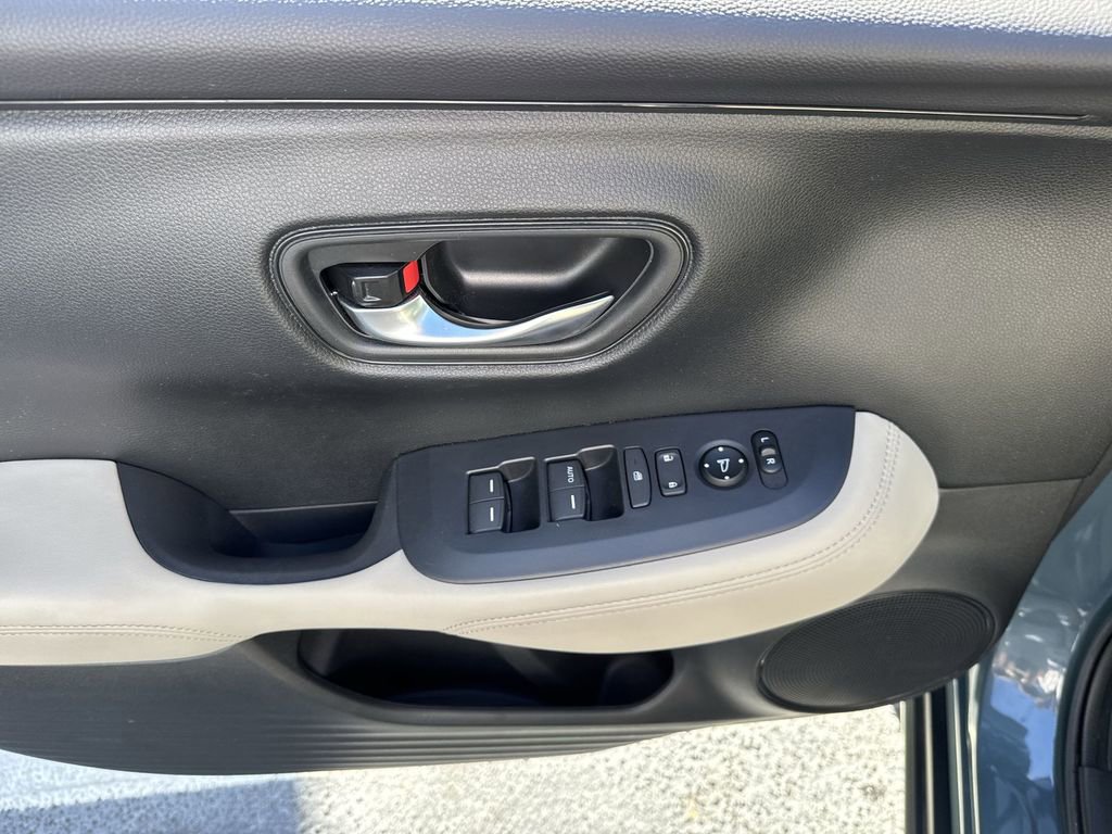 Used 2024 Honda HR-V LX image 35