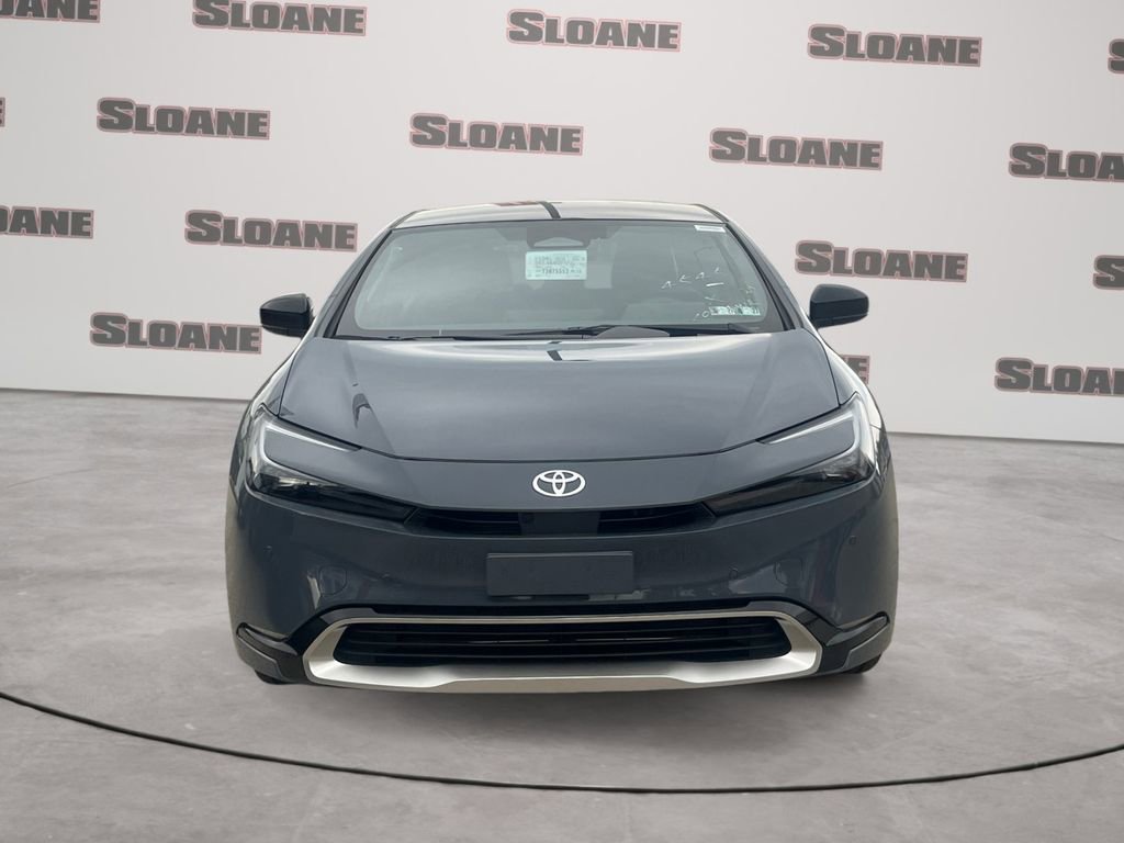 New 2026 Toyota Prius Plug-In Hybrid FWD image 8