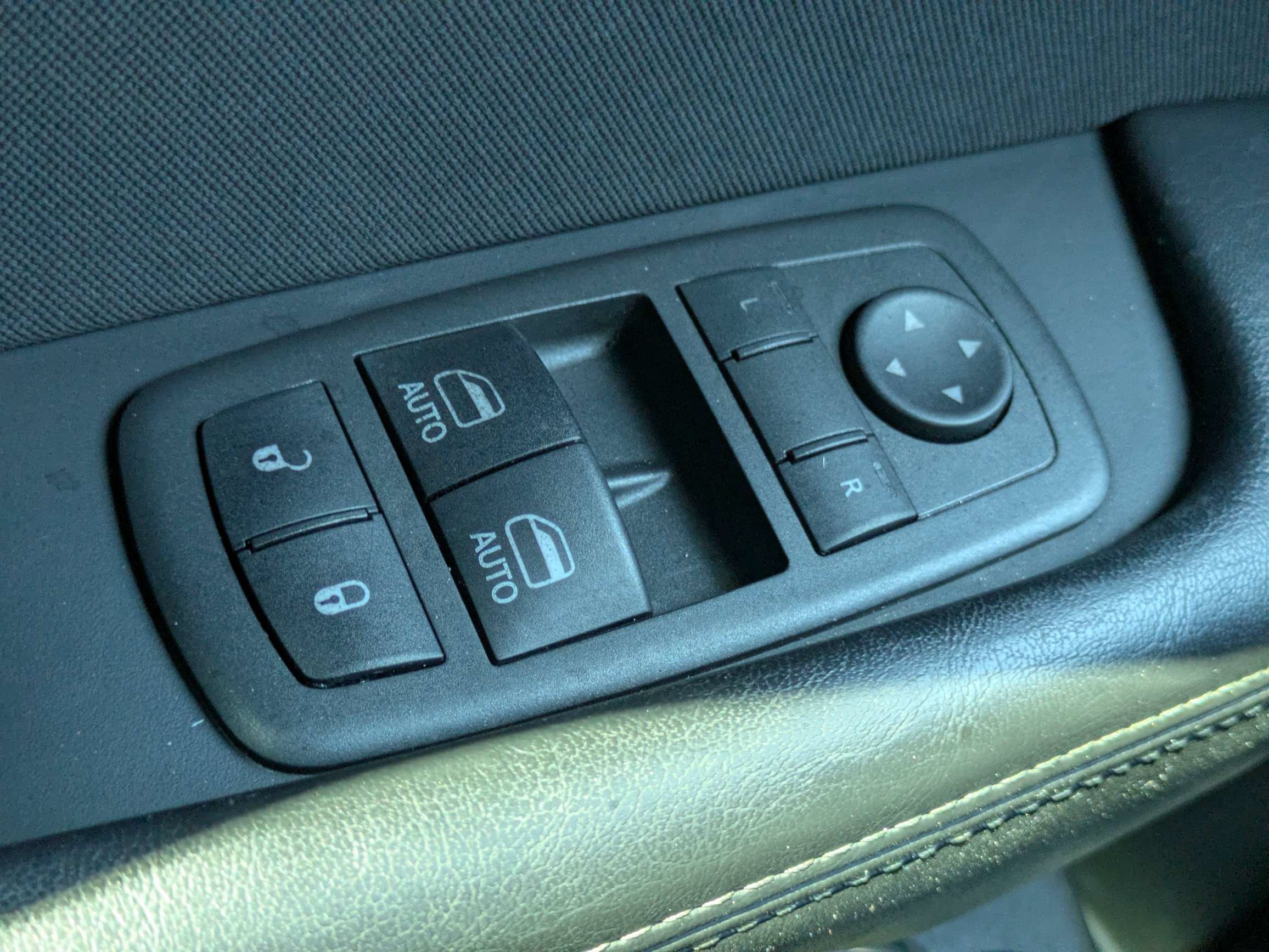 Used 2022 Dodge Challenger R/T RWD image 12