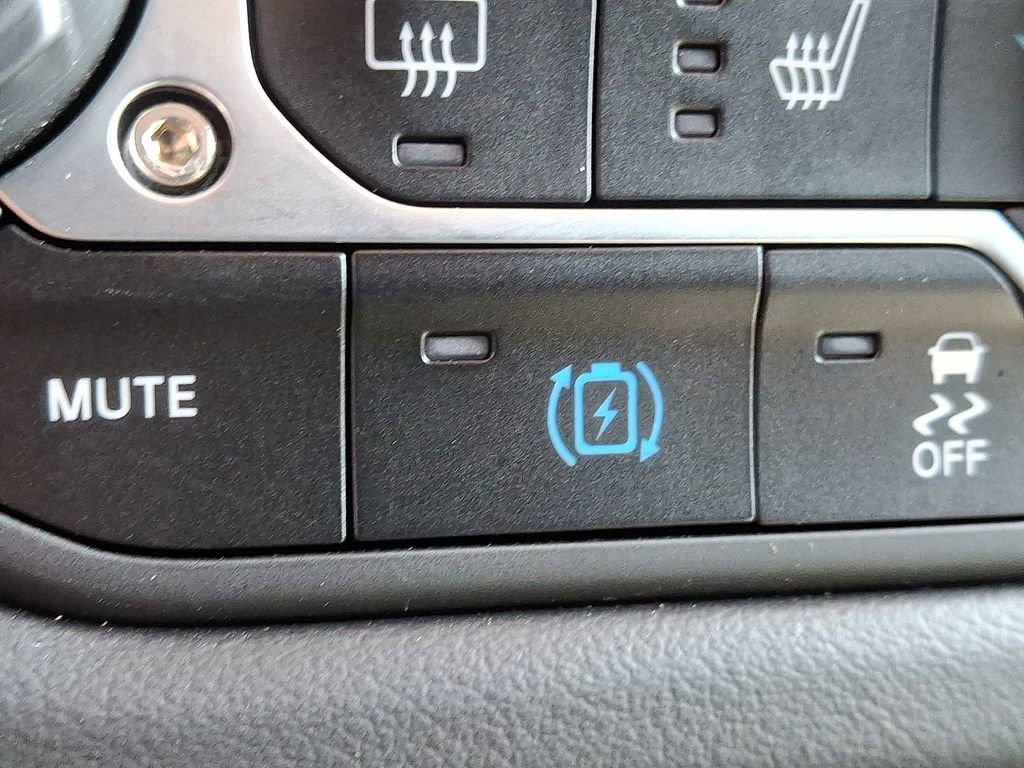 Used 2025 Jeep Wrangler Unlimited Sahara image 26