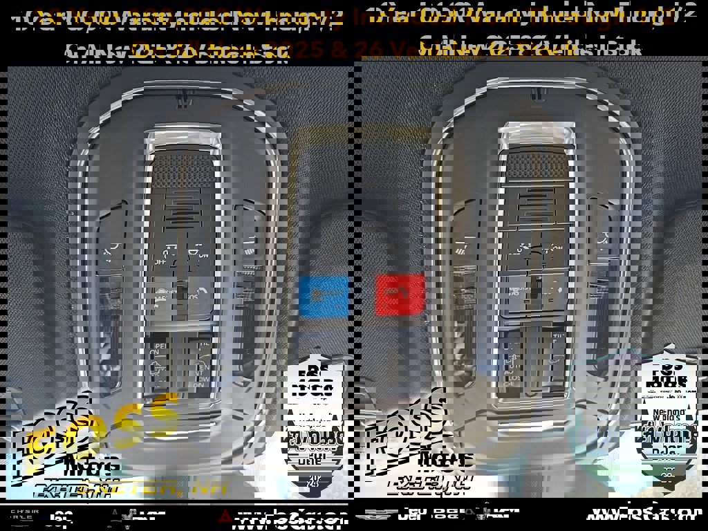 New 2025 Jeep Grand Cherokee Laredo image 32