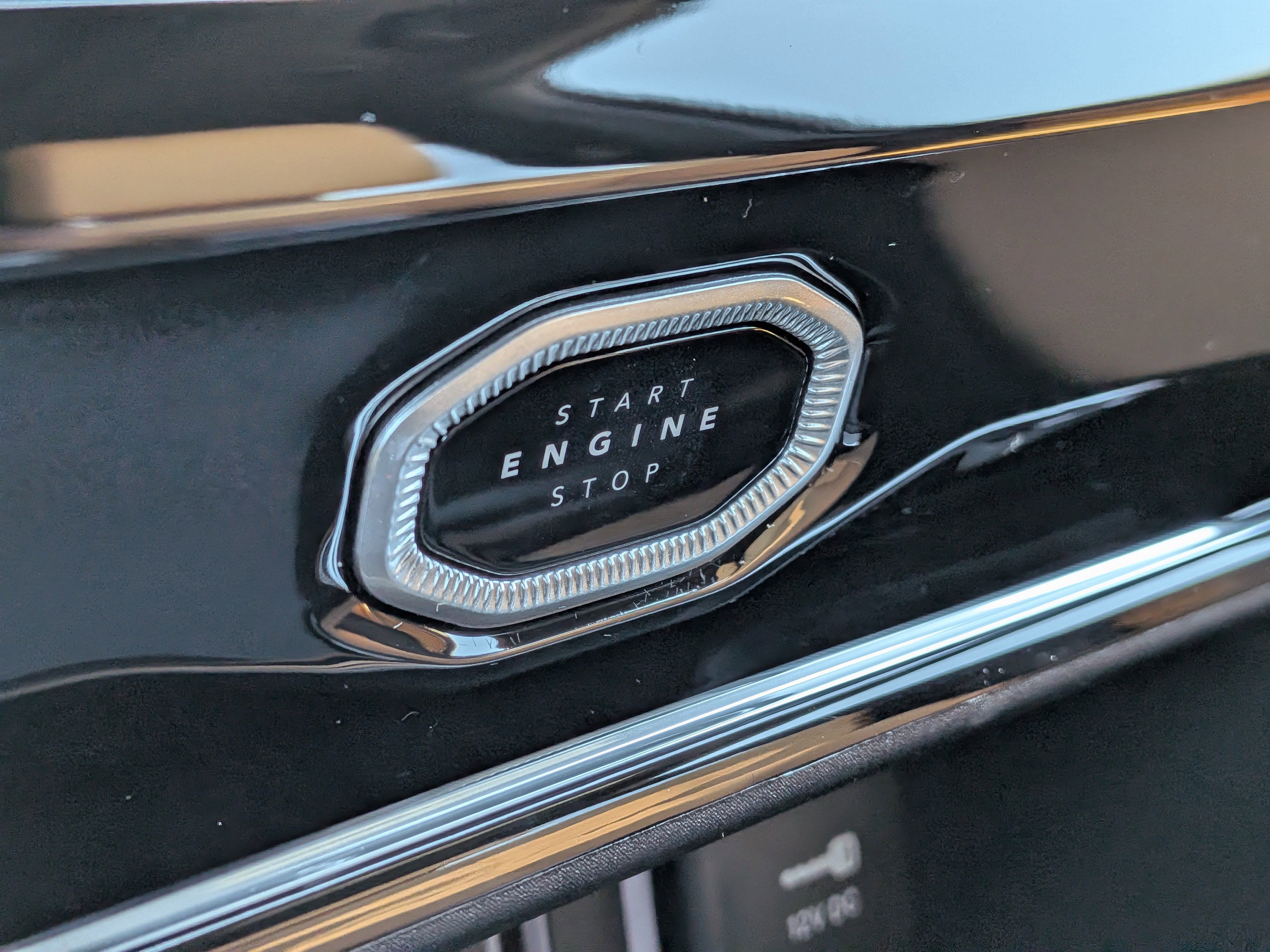 New 2026 Jeep Grand Cherokee L Summit AWD/4WD image 28