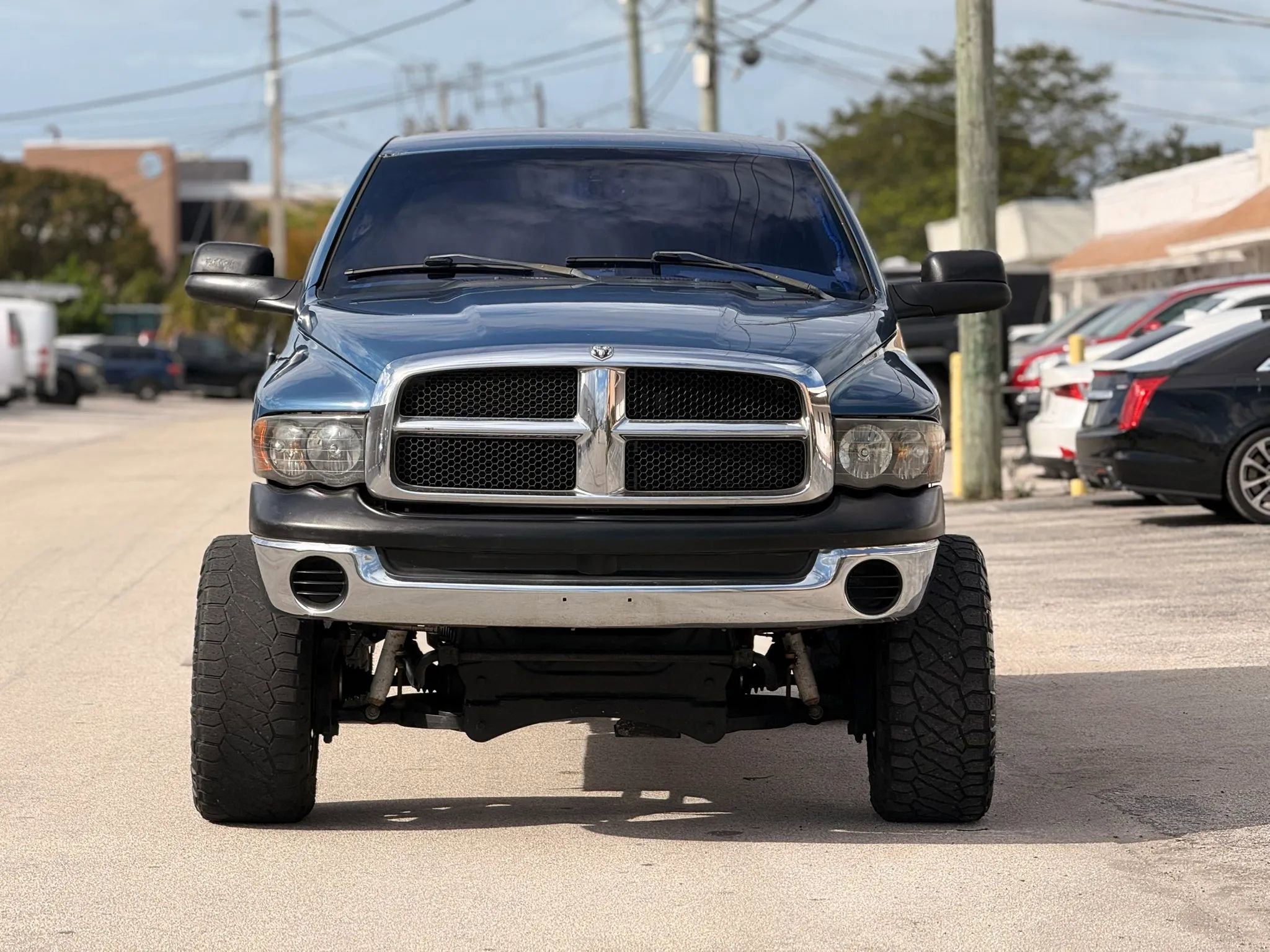 Used 2004 Dodge Ram 1500 Truck ST w/ Trailer Tow Group image 2