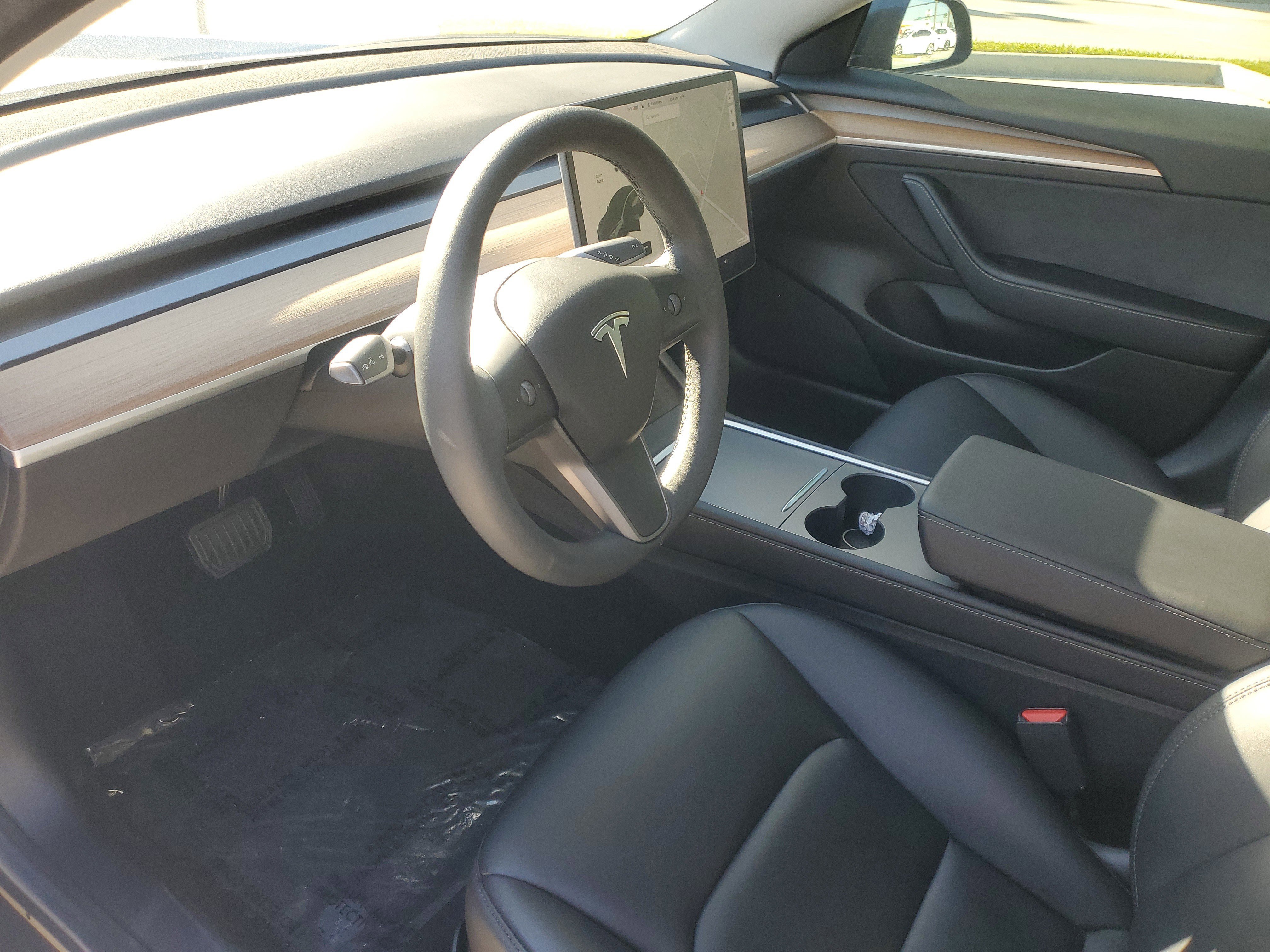 Used 2021 Tesla Model 3 Standard Range Plus image 20