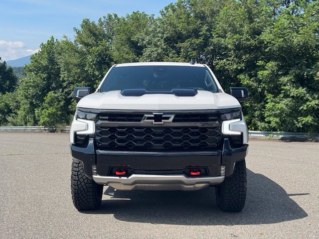 New 2026 Chevrolet Silverado 1500 ZR2 w/ LPO, Dark Essentials Package AWD/4WD image 2