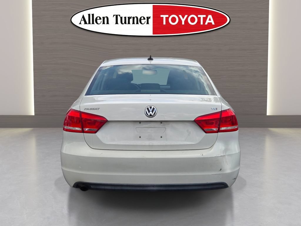 Used 2015 Volkswagen Passat 1.8T Wolfsburg Edition FWD image 7