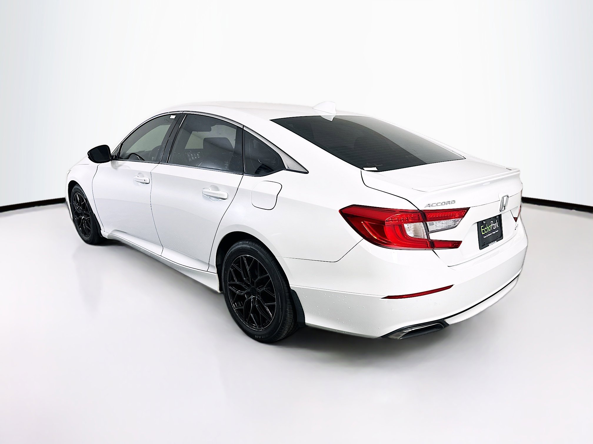 Used 2019 Honda Accord Sport image 5