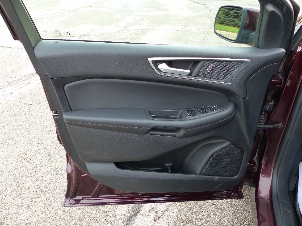 Used 2024 Ford Edge SEL w/ Convenience Package AWD/4WD image 19