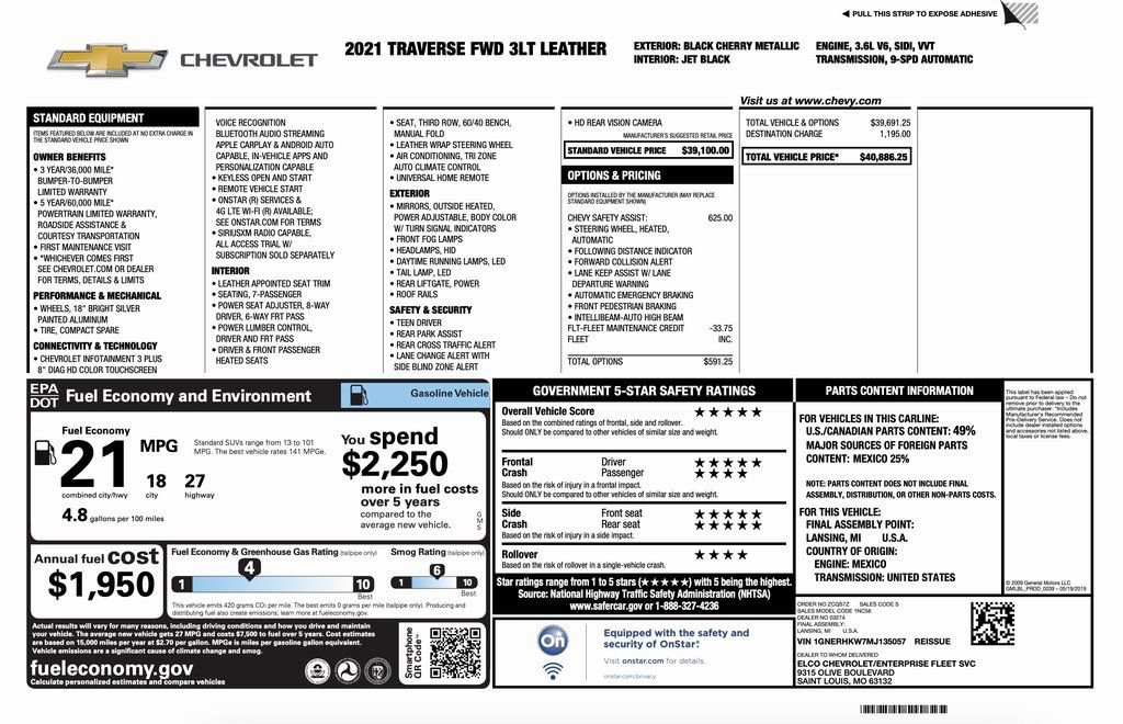 Used 2021 Chevrolet Traverse LT image 2