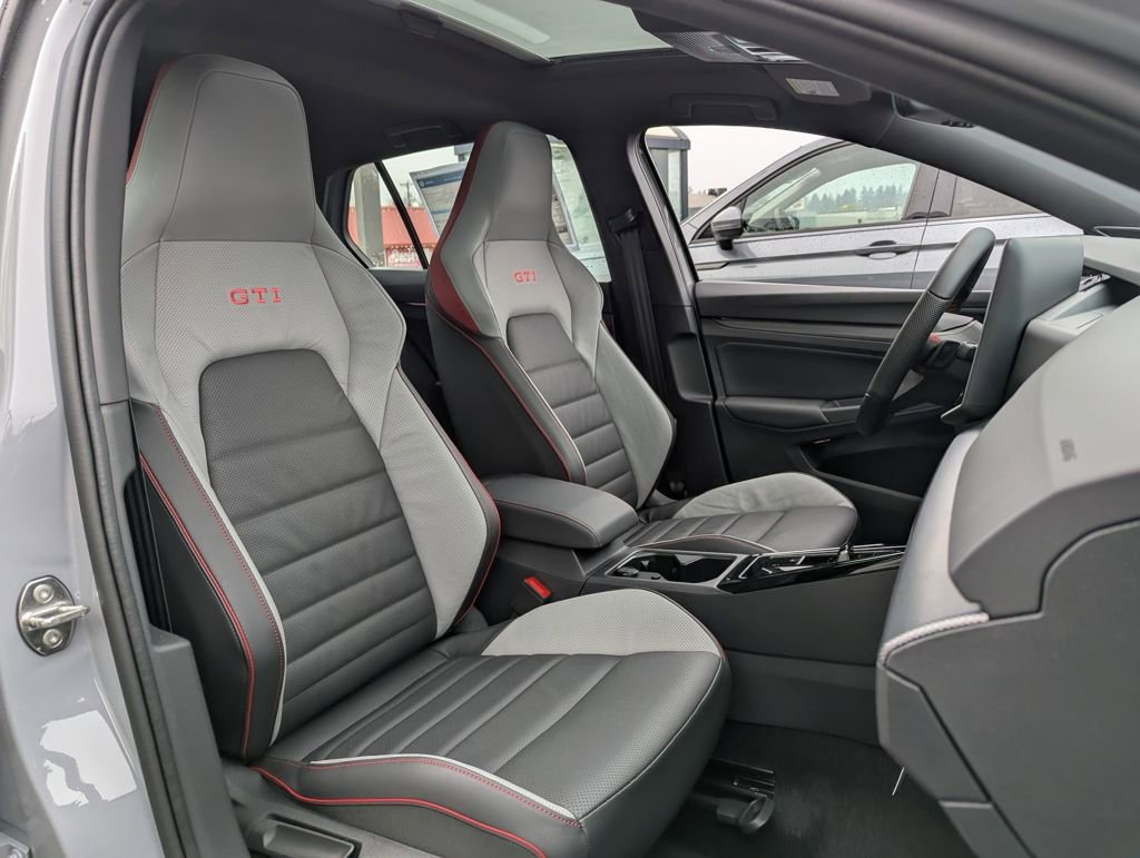 New 2026 Volkswagen GTI SE image 34