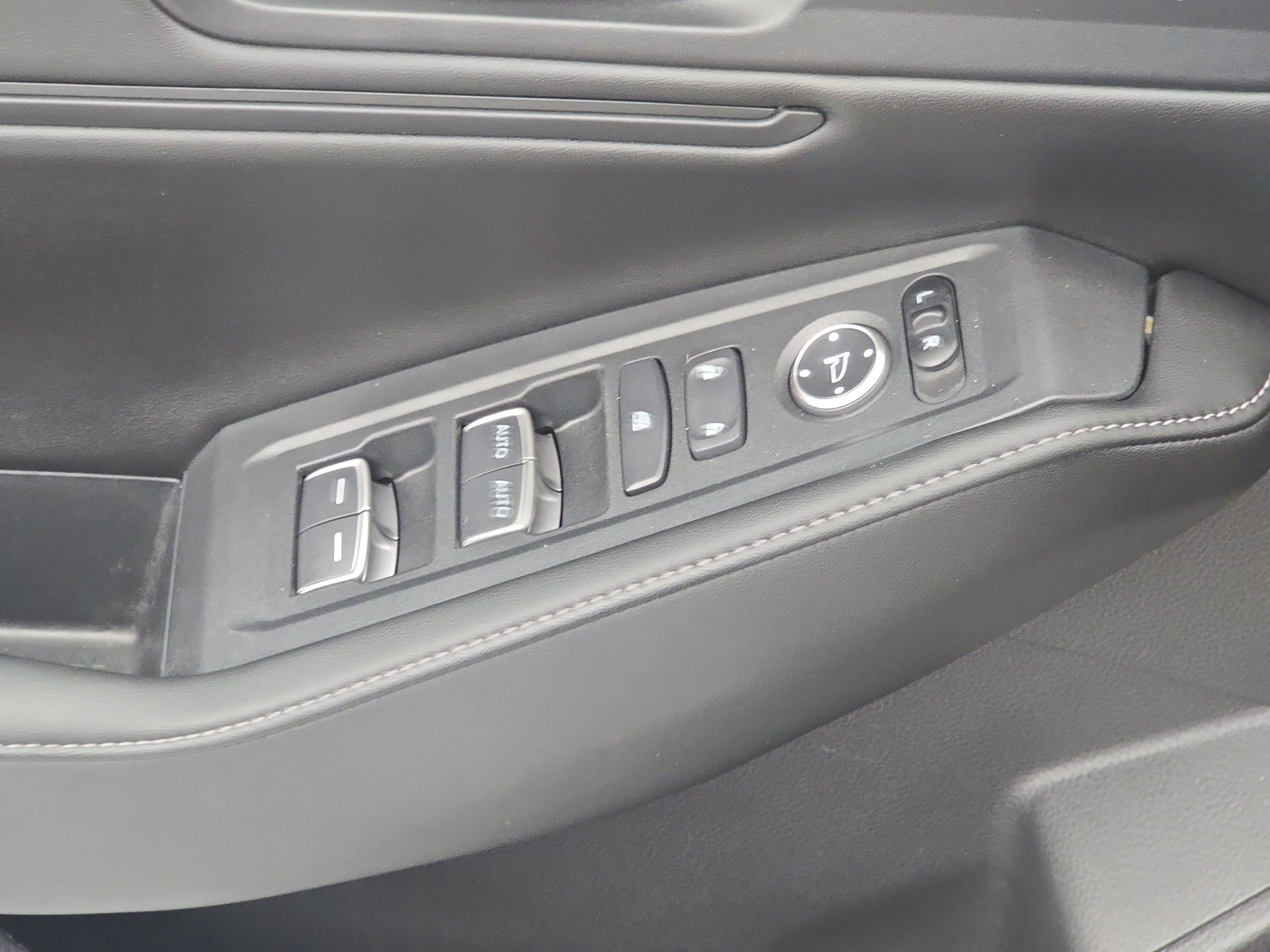Certified 2025 Honda Accord Sport image 24