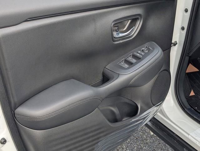 New 2026 Honda HR-V LX image 11