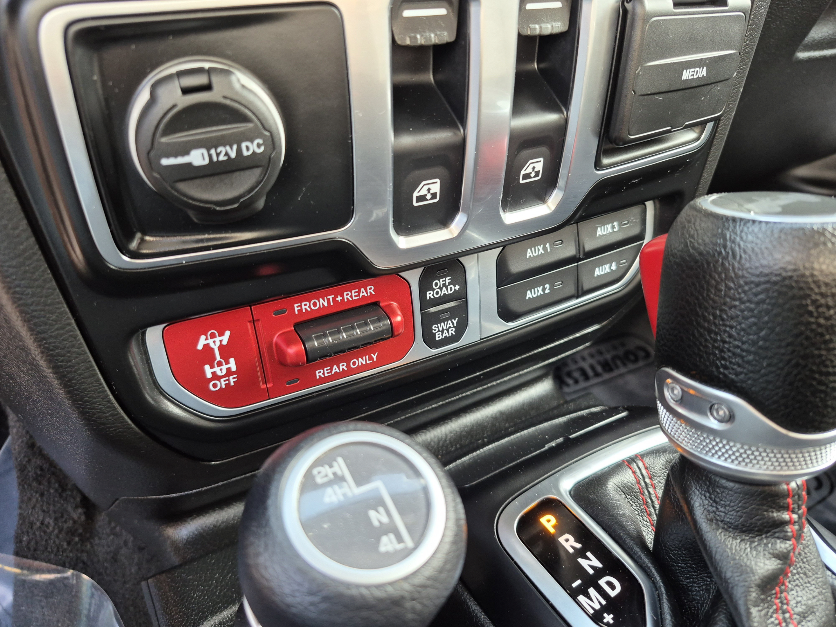 Used 2022 Jeep Wrangler Rubicon w/ LED Lighting Group AWD/4WD image 22