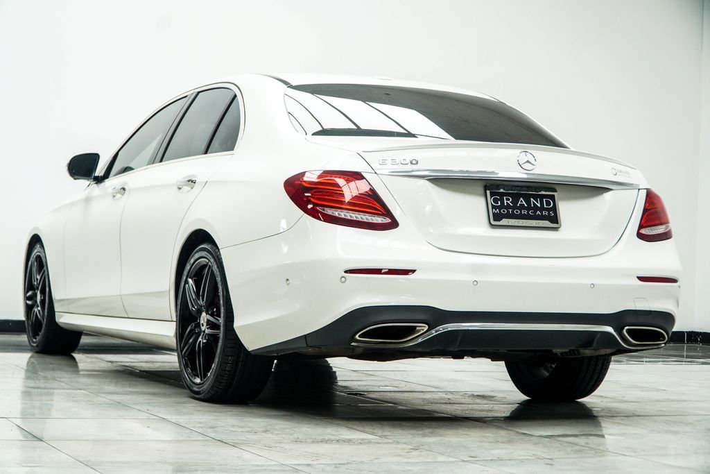 Used 2019 Mercedes-Benz E 300 image 11