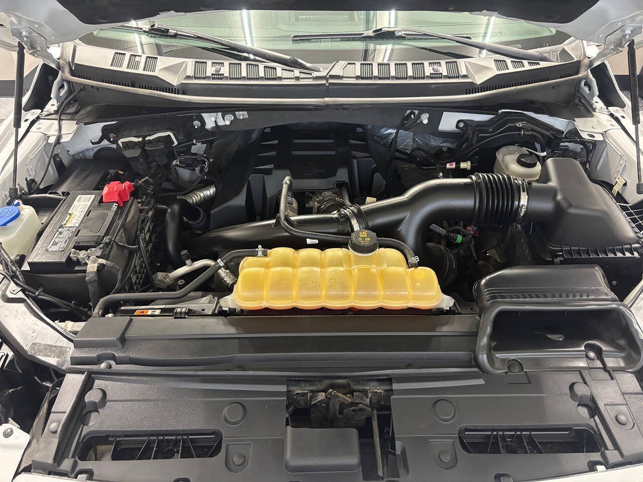 Used 2017 Ford F150 XL w/ XL Power Equipment Group AWD/4WD image 32