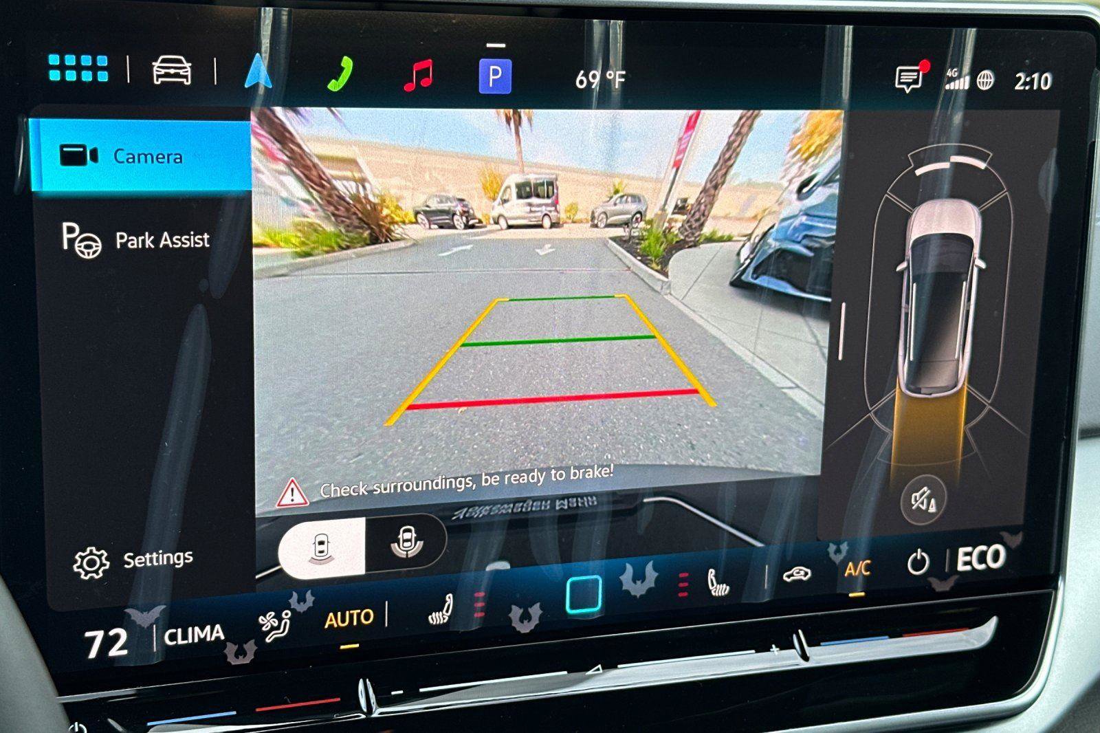 New 2025 Volkswagen ID.4 Pro image 19