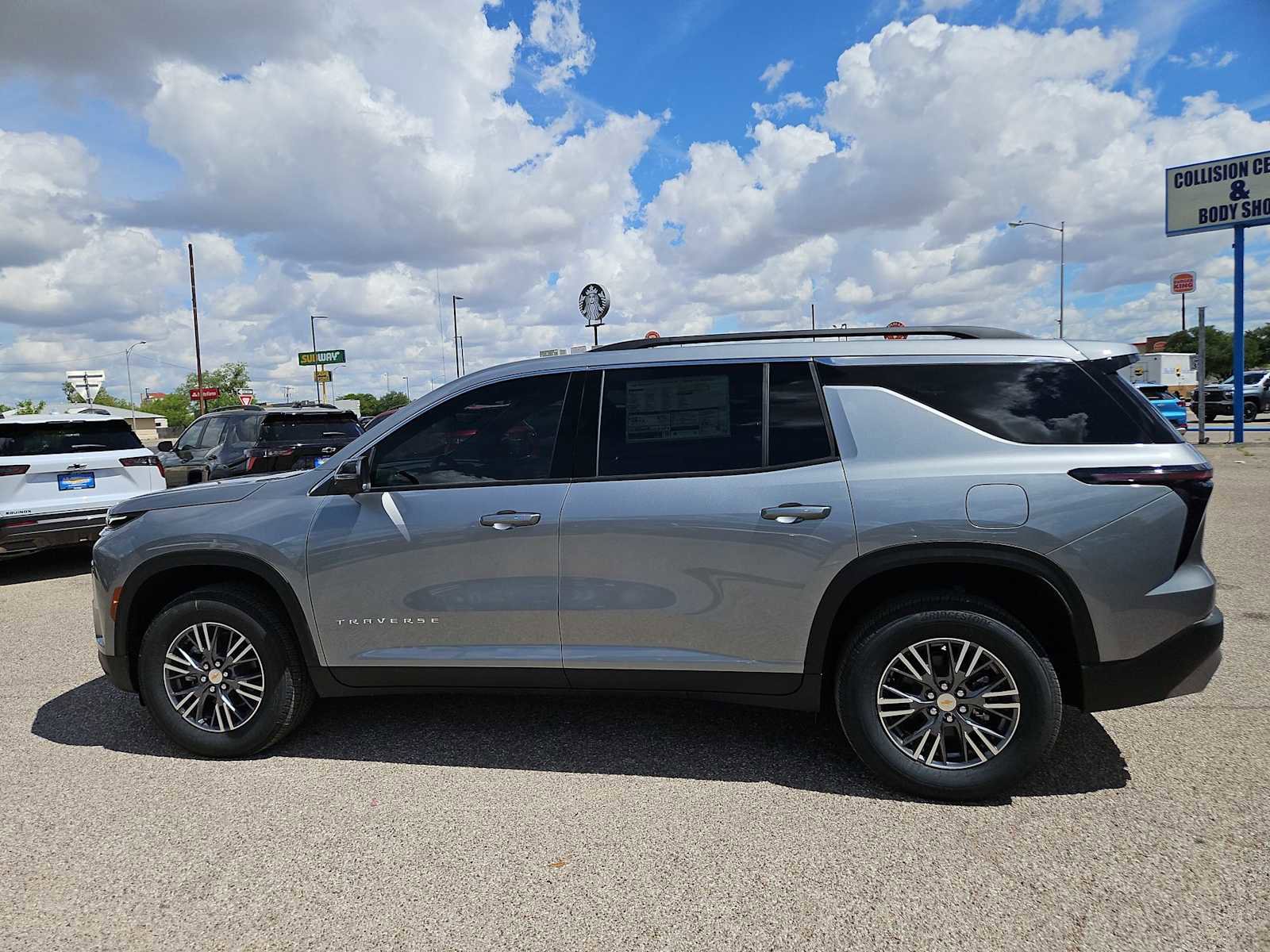 New 2026 Chevrolet Traverse LT w/ Driver Confidence Package image 5