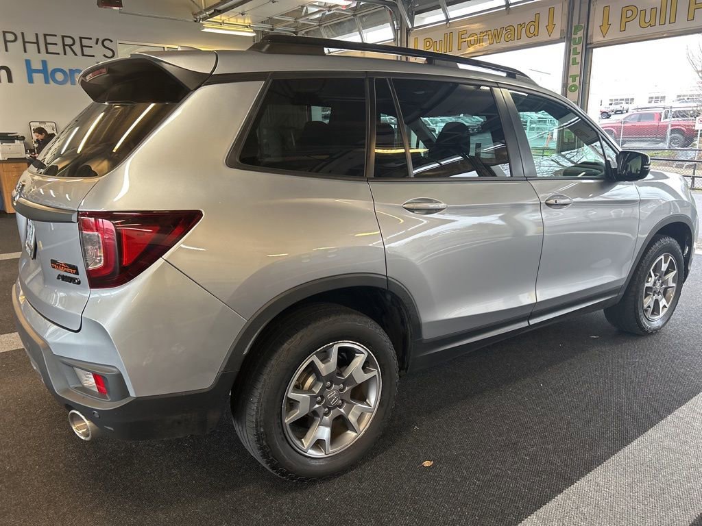 Used 2023 Honda Passport TrailSport image 6