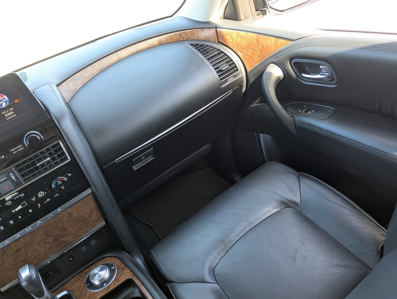 Used 2023 Nissan Armada SL w/ Cargo Package image 19