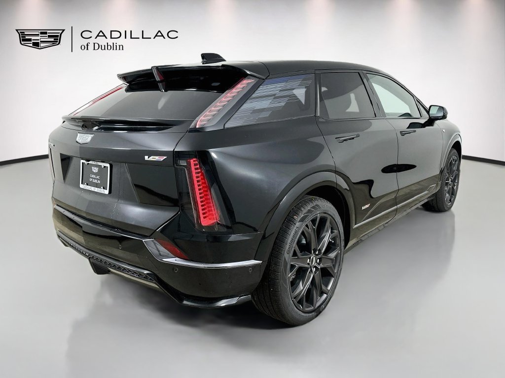 New 2026 Cadillac Optiq V w/ LPO, Floor Liner Package AWD/4WD image 5