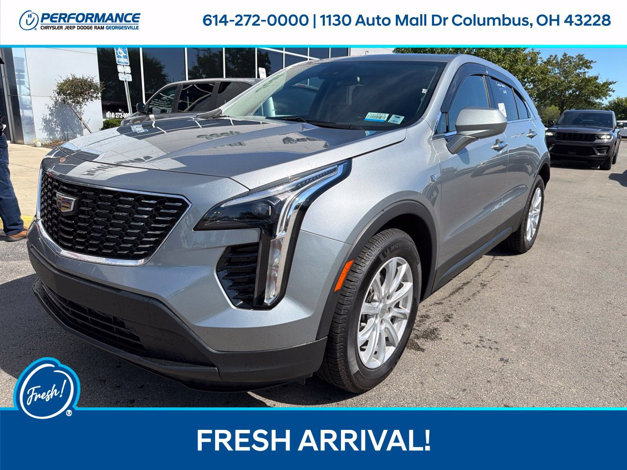 Used 2023 Cadillac XT4 Luxury w/ Driver Awareness Package FWD image 4