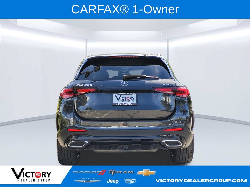 Used 2024 Mercedes-Benz GLC 300 4MATIC image 5
