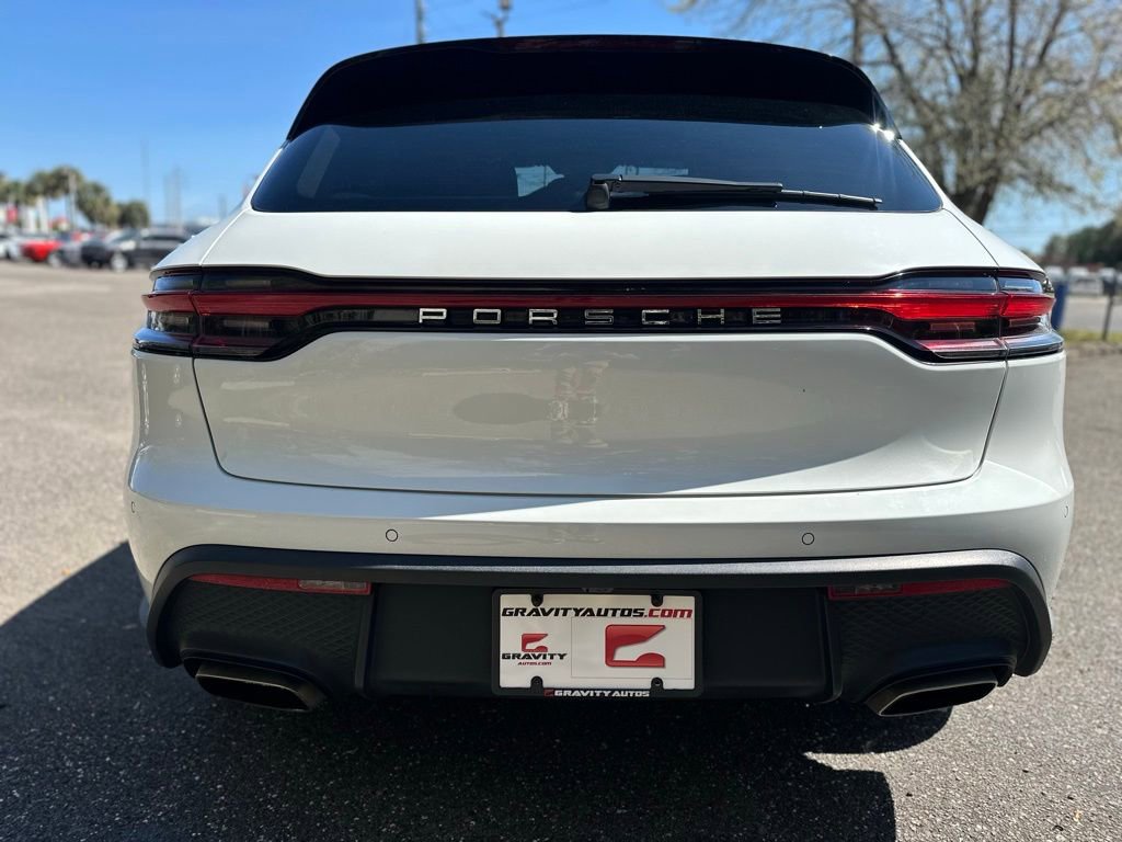 Used 2023 Porsche Macan image 10