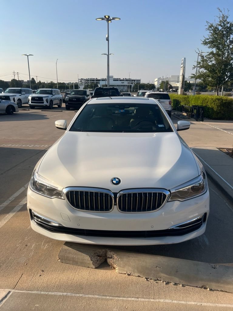 Used 2018 BMW 530e RWD image 3